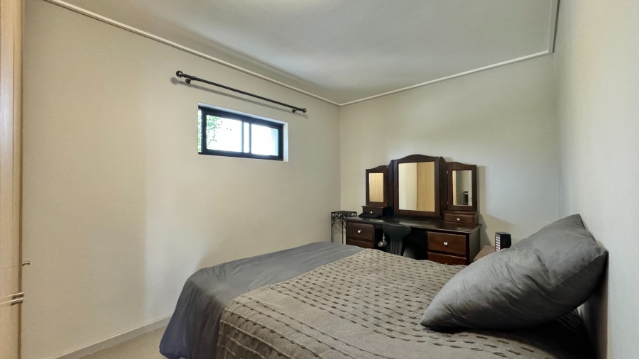 To Let 2 Bedroom Property for Rent in Somerset Lakes Western Cape